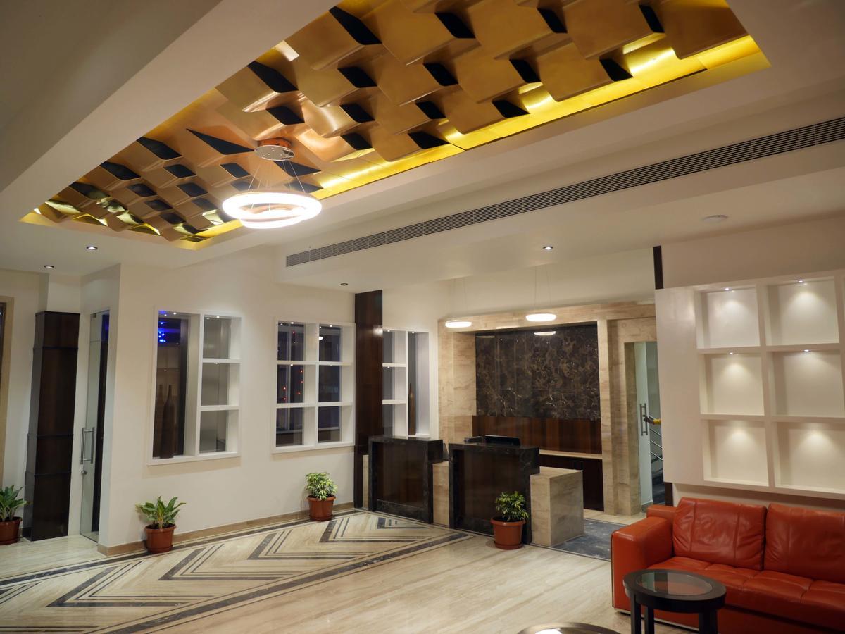 ASR Parklane Otel Hosūr Dış mekan fotoğraf